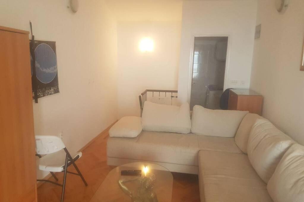 Apartman Nela เบรลา ภายนอก รูปภาพ